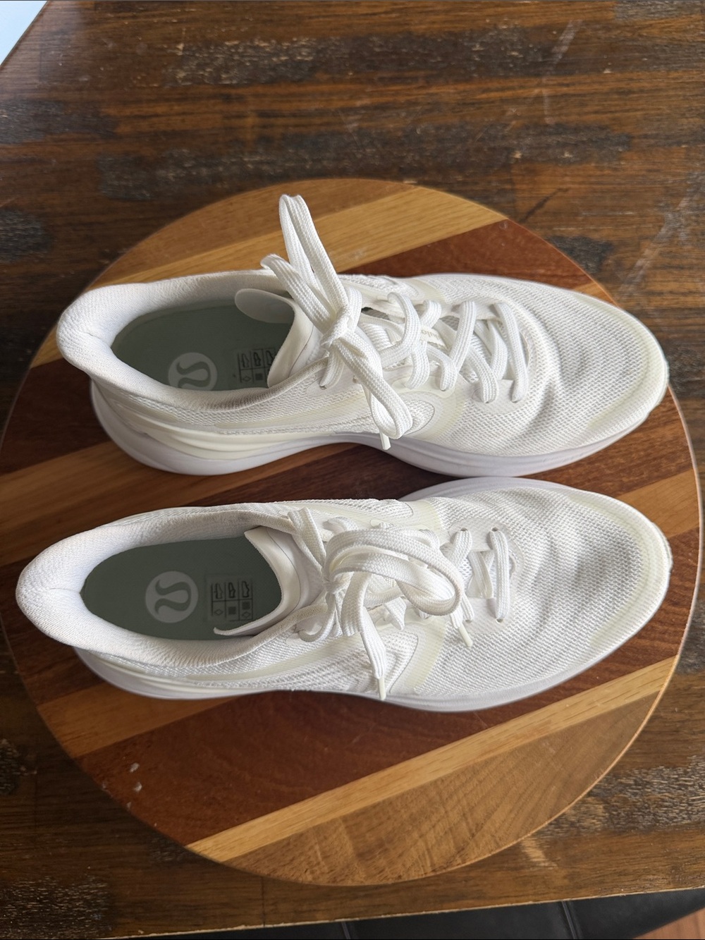 Women’s lululemon running shoe